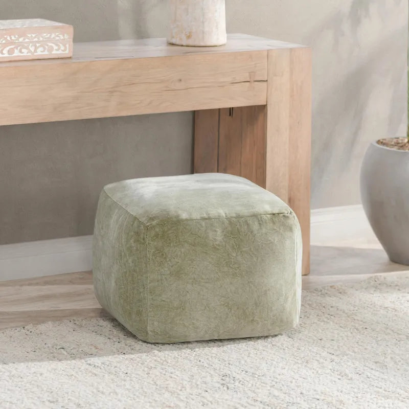 18 Velvet Pouf