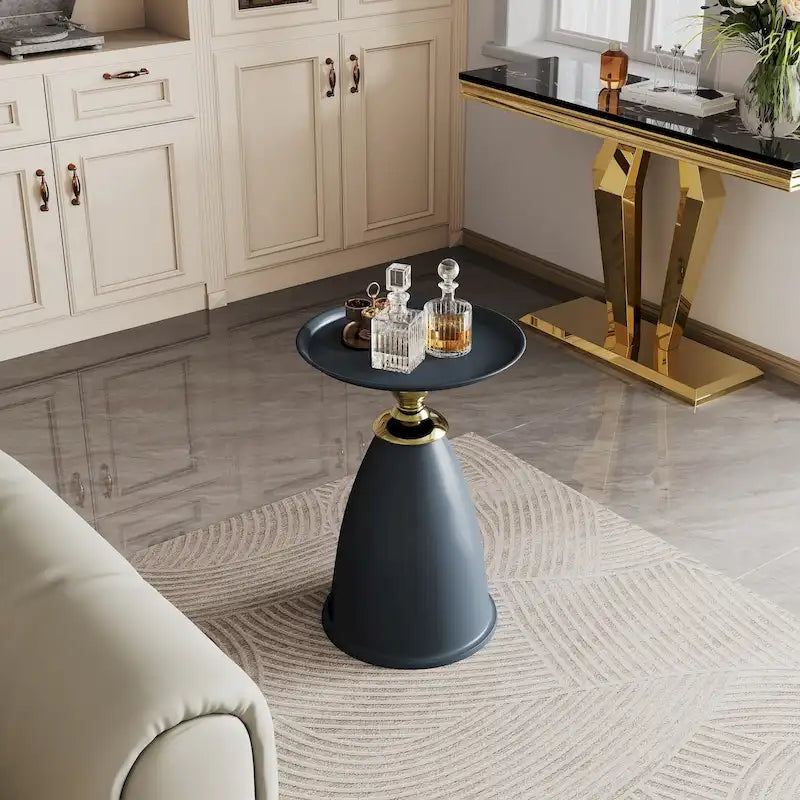 Minimalist Iron Round End Table for Small Spaces
